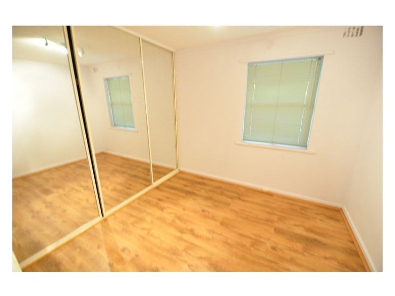 5/2 Pengilly Road, Orelia WA 6167