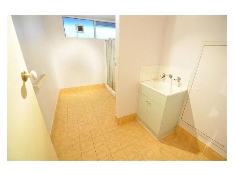 5/2 Pengilly Road, Orelia WA 6167