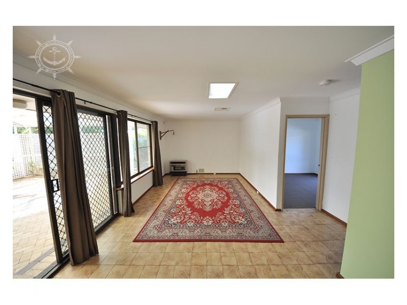 2 Leonard Way, Spearwood WA 6163