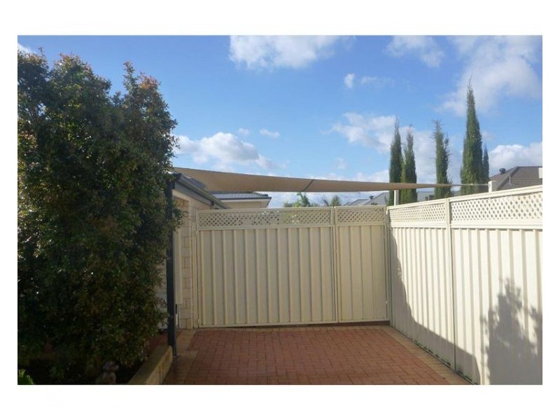 2 Greenwich Parade, Canning Vale WA 6155
