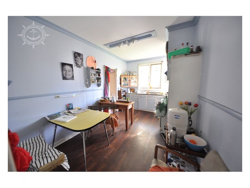 12 Elizabeth Street, White Gum Valley WA 6162