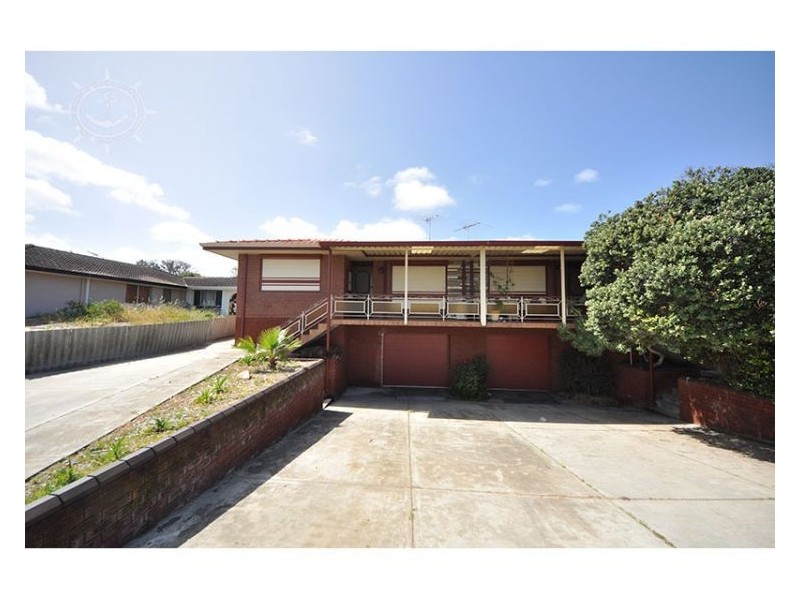 374A Carrington Street, Hamilton Hill WA 6163