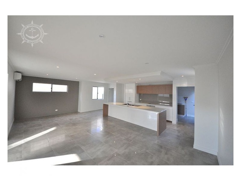 2 Fullston Way, Beaconsfield WA 6162