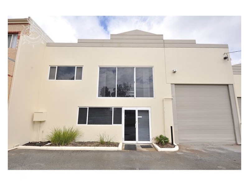 15A Weatherburn Way, Kardinya WA 6163