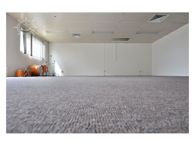 15A Weatherburn Way, Kardinya WA 6163