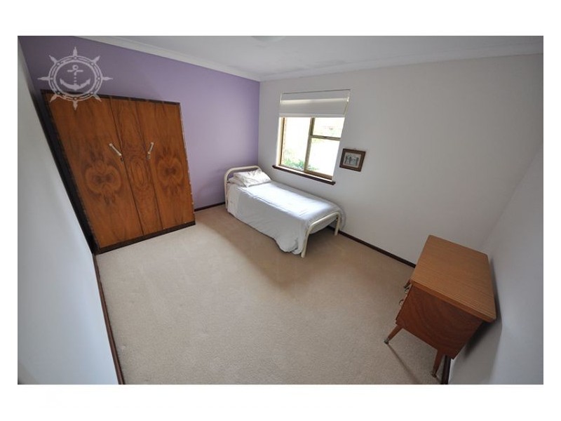 3 Lourens Dale, Winthrop WA 6150