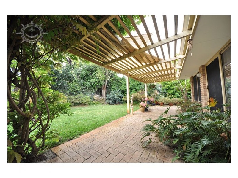 3 Lourens Dale, Winthrop WA 6150