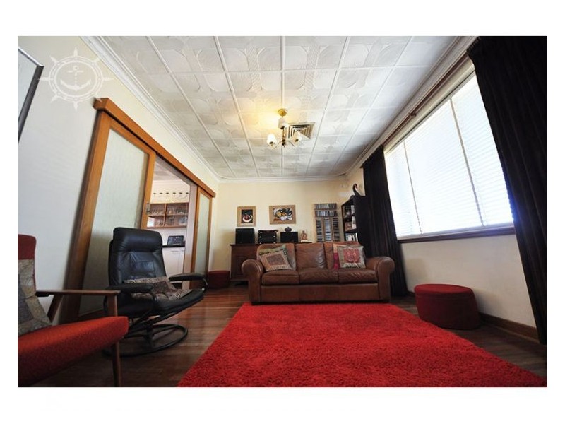 7 Badham Close, Beaconsfield WA 6162