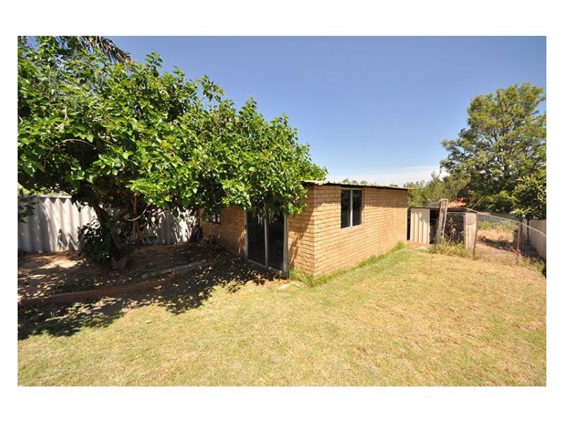 11B Edeline Street, Spearwood WA 6163