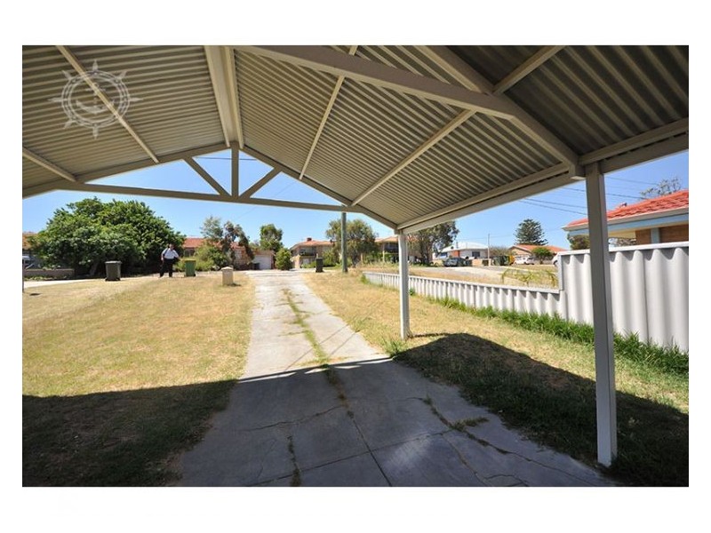 11B Edeline Street, Spearwood WA 6163