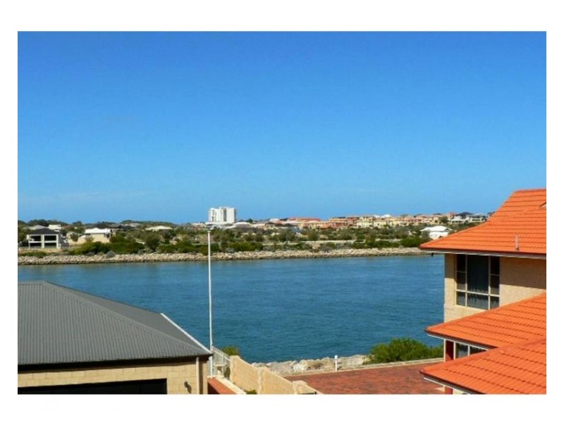 7 Captain Court, Wannanup WA 6210