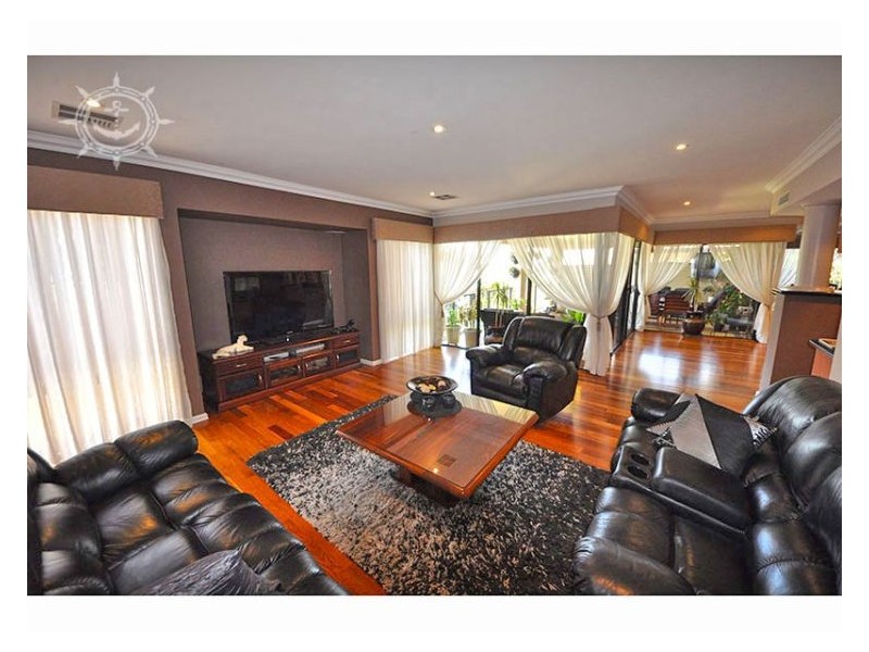 33 Giudice Way, Yangebup WA 6164