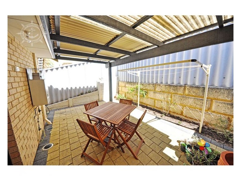 2/91 Phoenix Road, Spearwood WA 6163