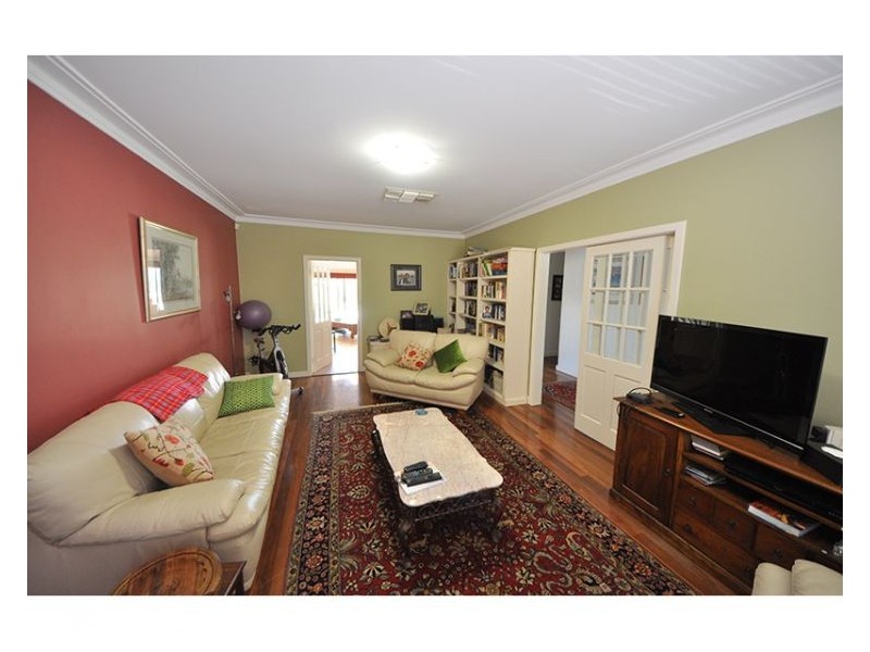 6 Morriett Street, Attadale WA 6156