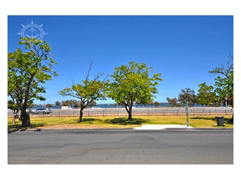 2 / 140 Melville Pde, Como WA 6152