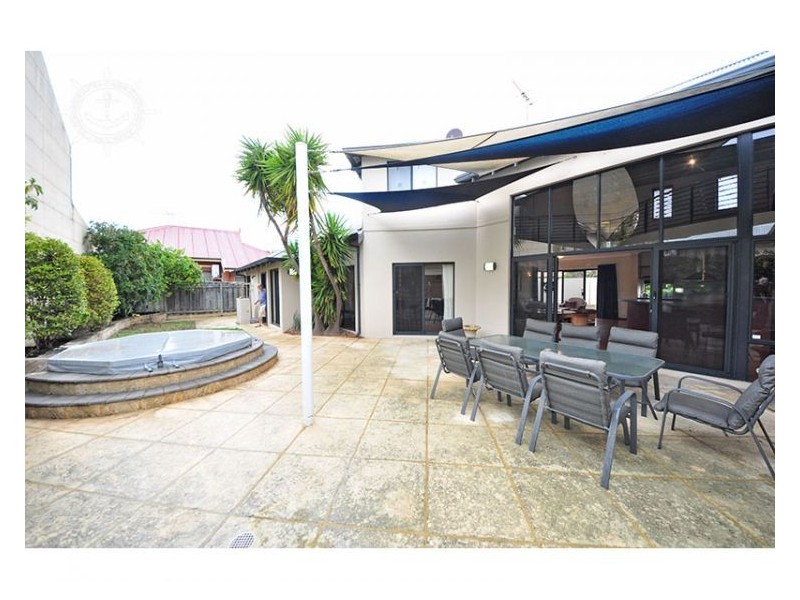 149 George Street, East Fremantle WA 6158