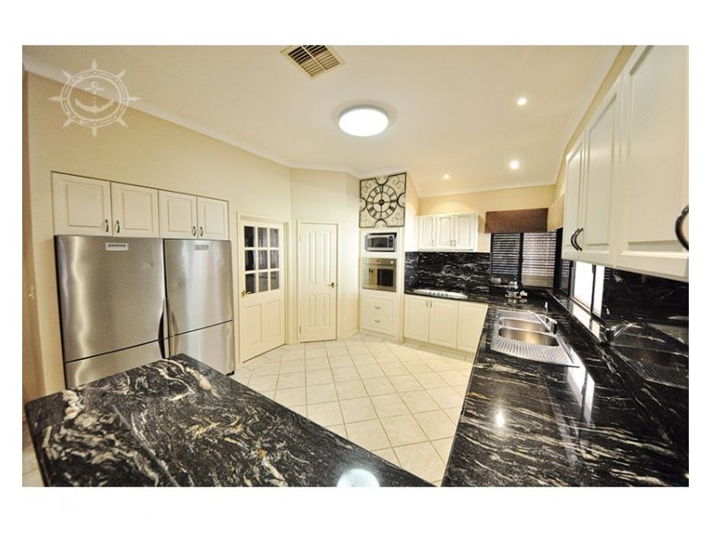 23 Lupin Way, Coogee WA 6166