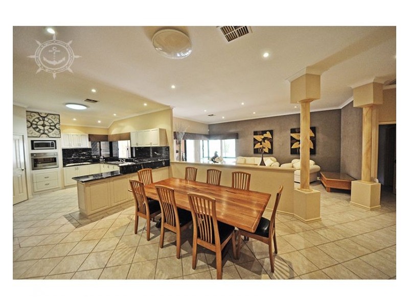 23 Lupin Way, Coogee WA 6166