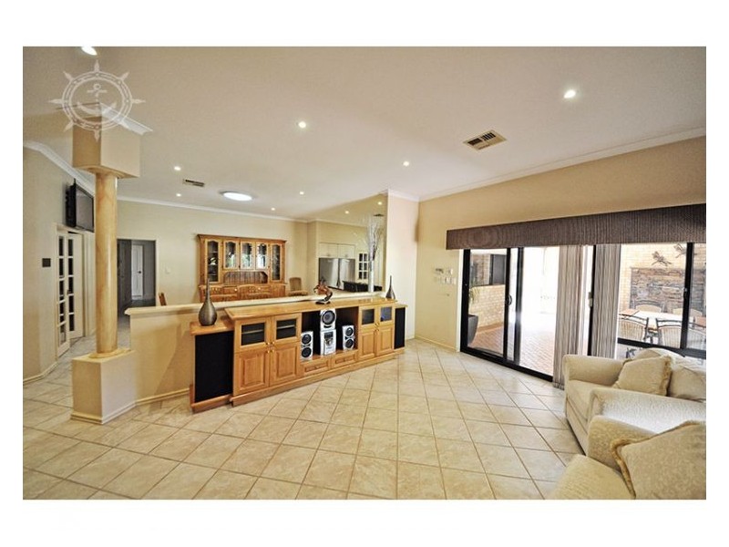 23 Lupin Way, Coogee WA 6166