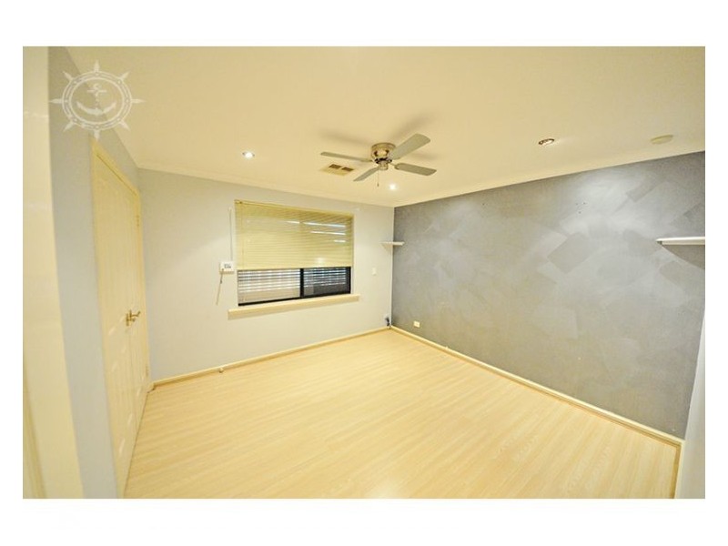 23 Lupin Way, Coogee WA 6166