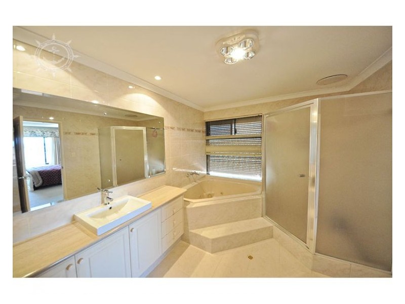 23 Lupin Way, Coogee WA 6166