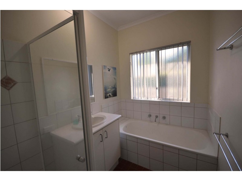 2/20 Robinson Street, Broome WA 6725