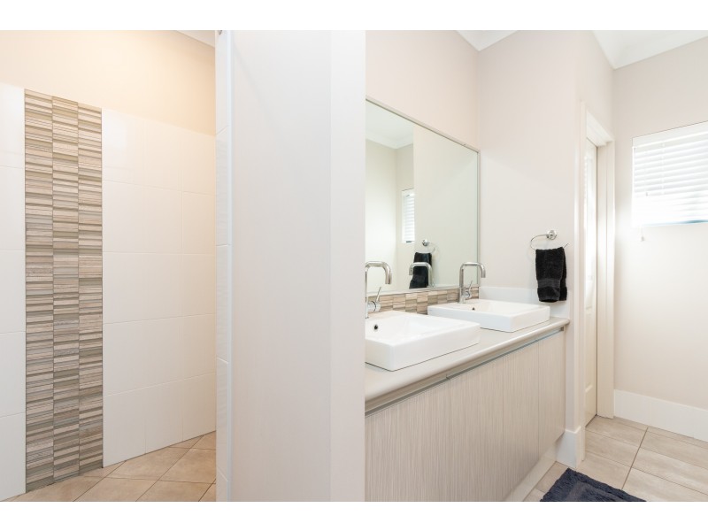 7 Nishioka Way, Bilingurr WA 6725