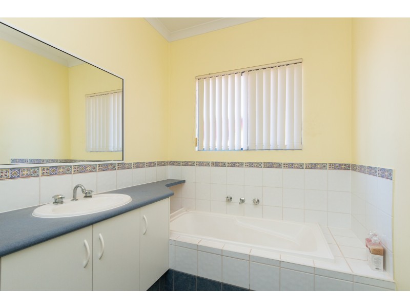 10 Bilby Way, Djugun WA 6725