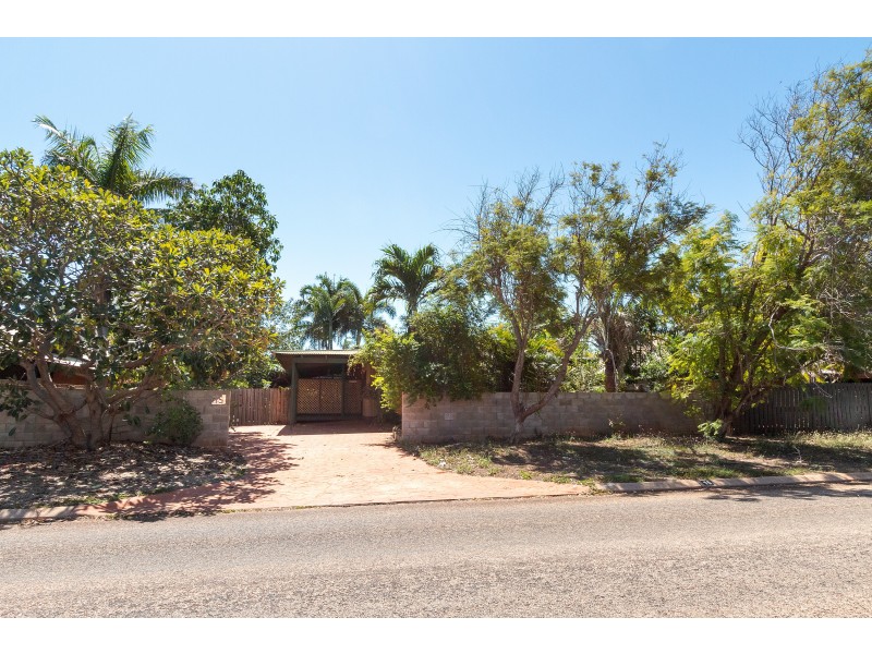 15 Woods Drive, Cable Beach WA 6726