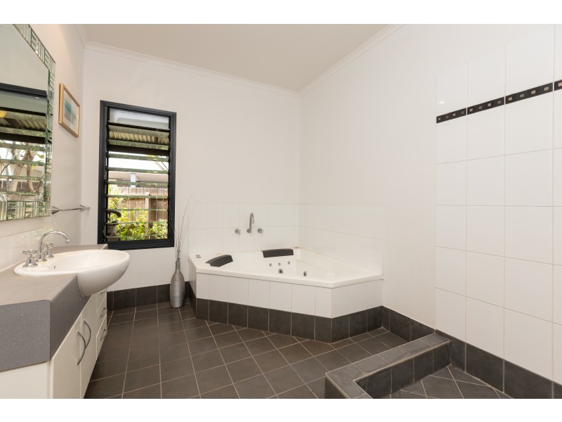 15 Wirl Buru Gardens, Cable Beach WA 6726