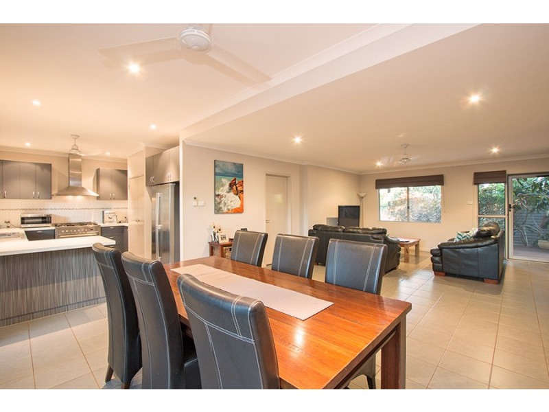 12B Pelcan Gardens, Broome WA 6725