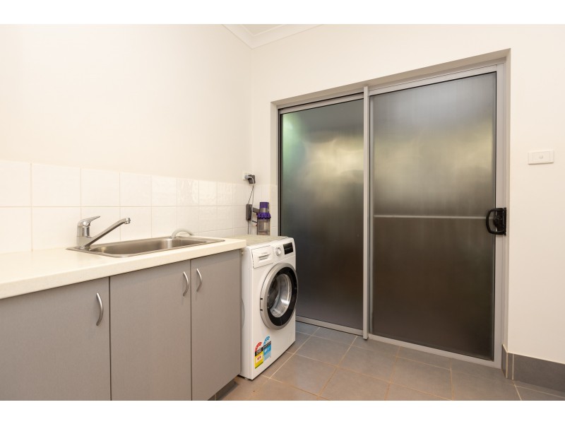 12B Pelcan Gardens, Broome WA 6725