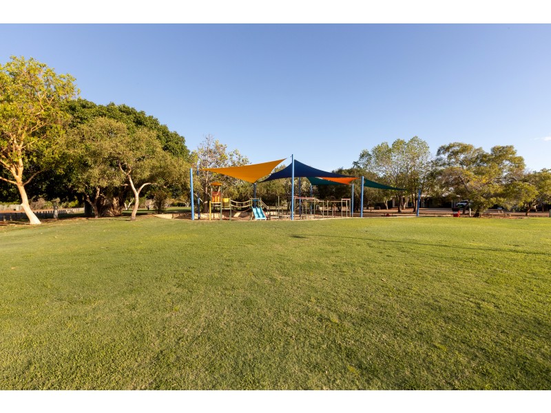 12B Pelcan Gardens, Broome WA 6725