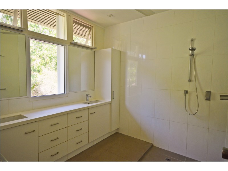 6 Anne Street, Broome WA 6725