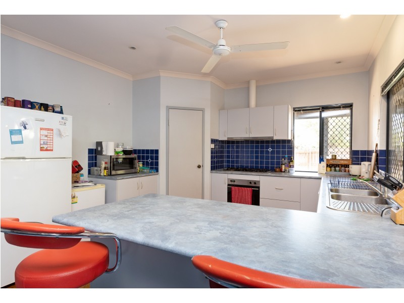 33 Bowerbird Loop, Djugun WA 6725