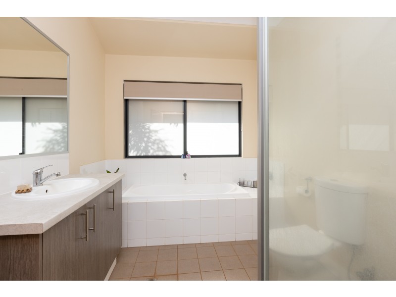 29 Tomarito Crescent, Bilingurr WA 6725