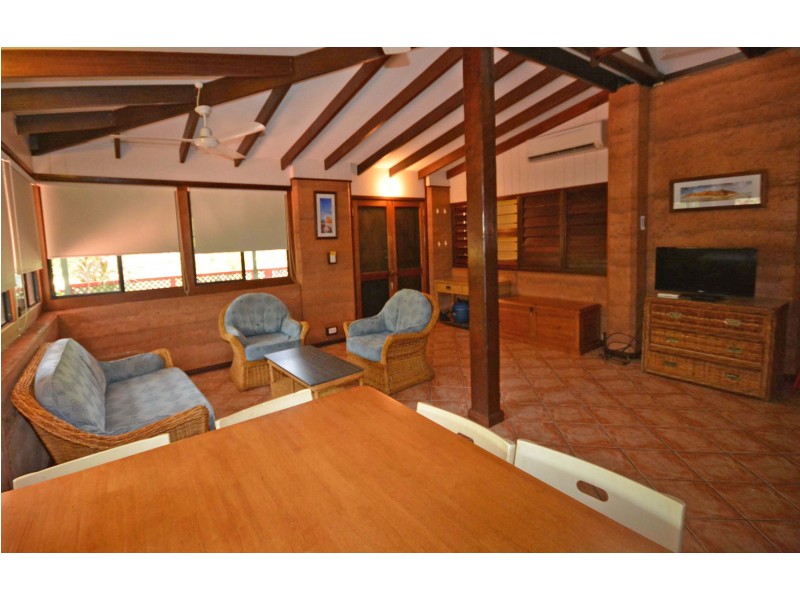 8A Stainton Place, Cable Beach WA 6726