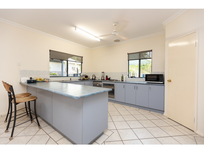15 Bowerbird Loop, Djugun WA 6725