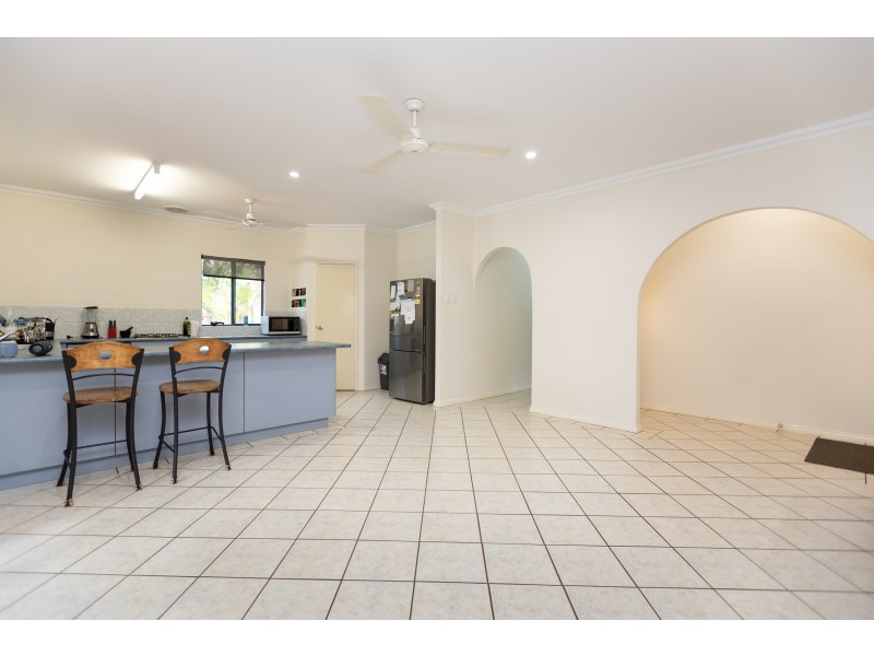 15 Bowerbird Loop, Djugun WA 6725