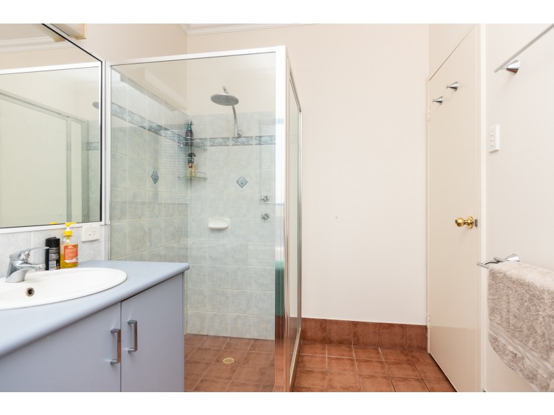 15 Bowerbird Loop, Djugun WA 6725