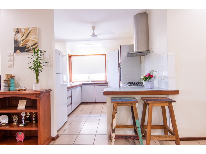 8A Hawkes Place, Cable Beach WA 6726