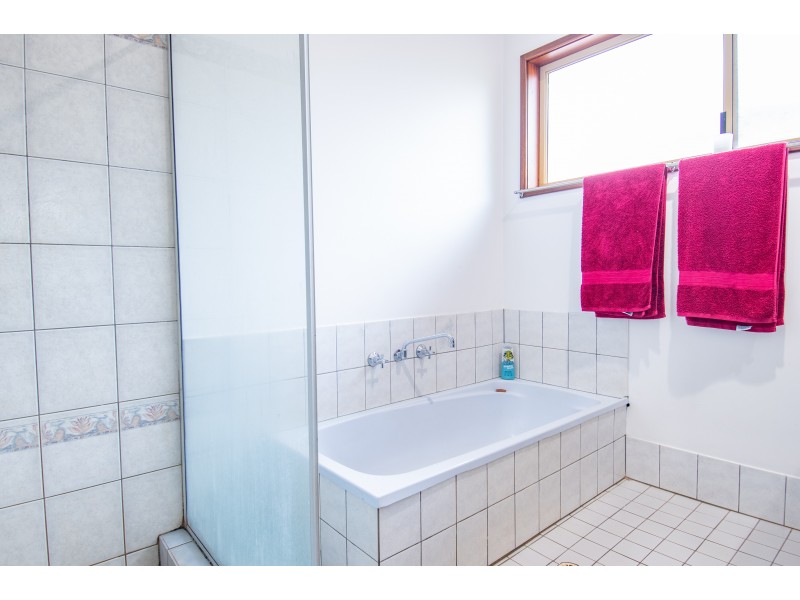 8A Hawkes Place, Cable Beach WA 6726