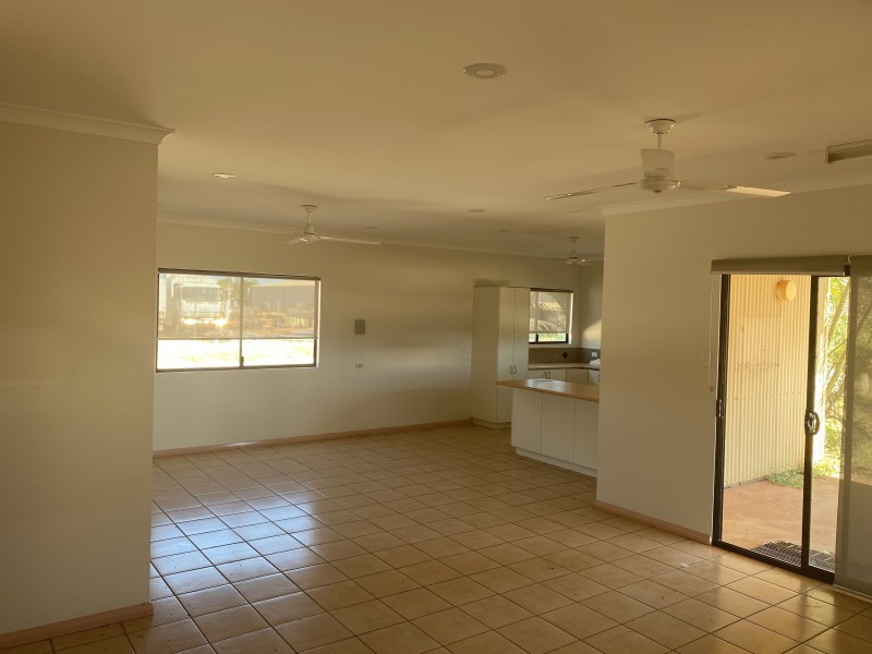 6 De Castilla Street, Minyirr WA 6725