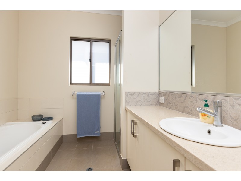 26 Tokumaru Bend, Bilingurr WA 6725