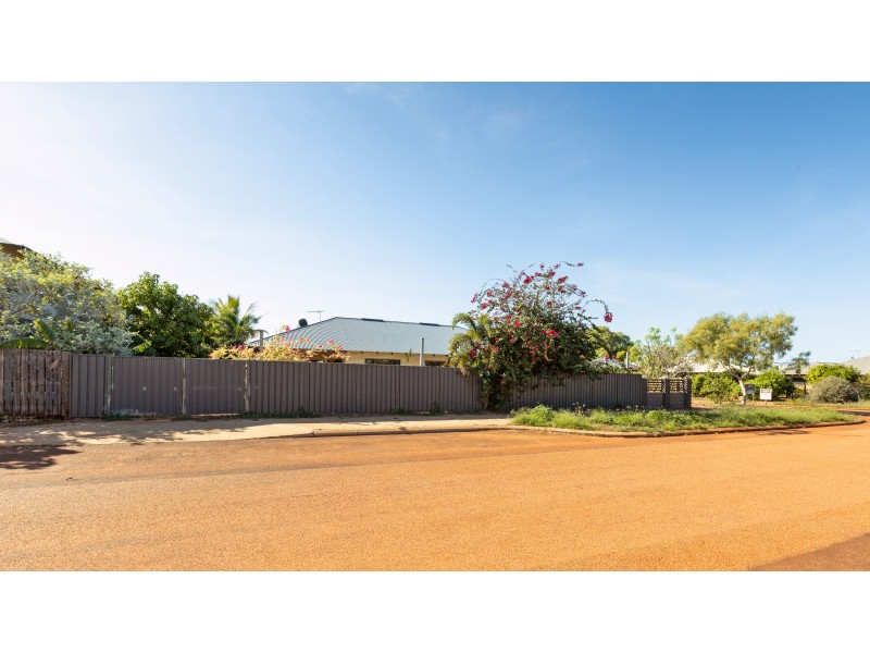26 Tokumaru Bend, Bilingurr WA 6725