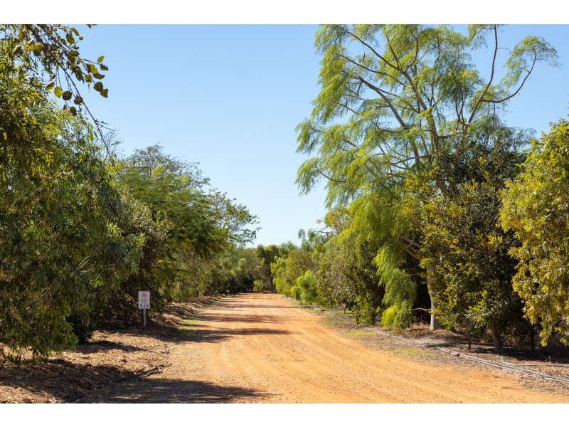 24 Yamashita Street, Roebuck WA 6725