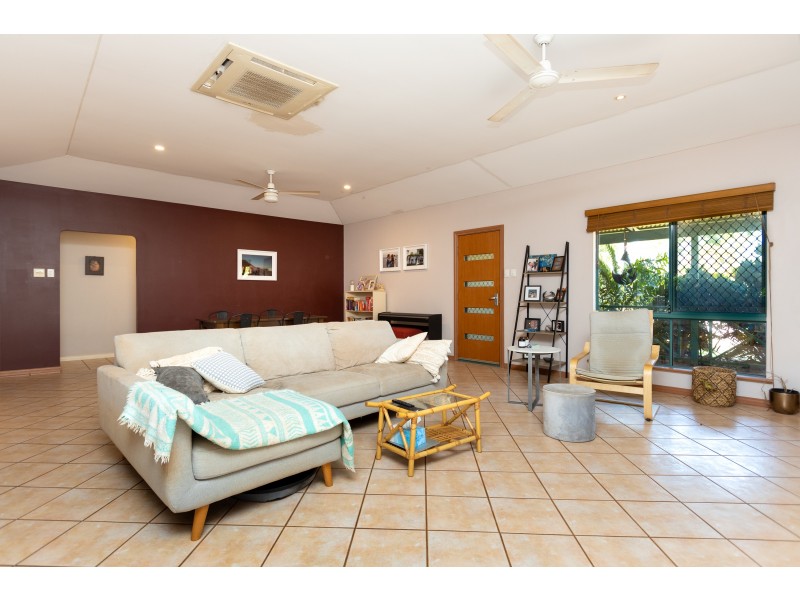 11 Bowerbird Loop, Djugun WA 6725