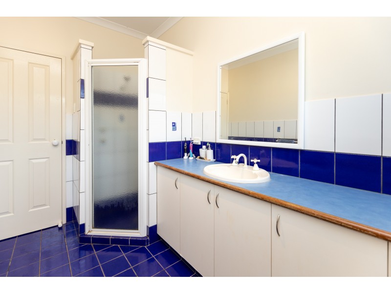 4 Shearwater Crescent, Djugun WA 6725