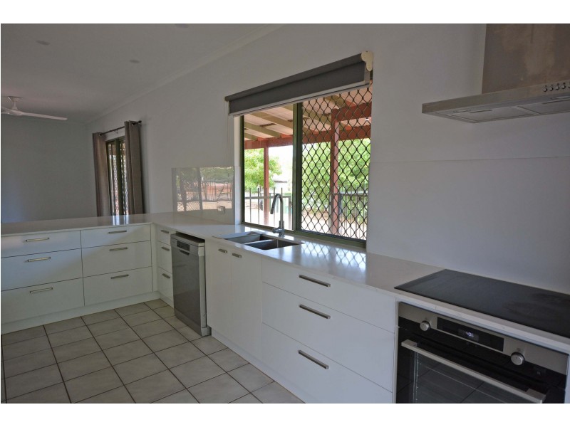 3 De Pledge Way, Cable Beach WA 6726