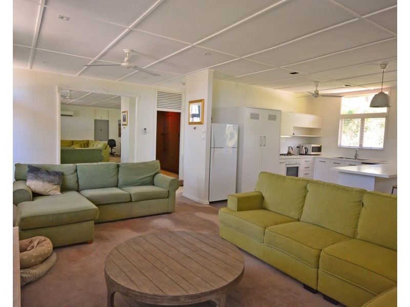 6 Anne Street, Broome WA 6725